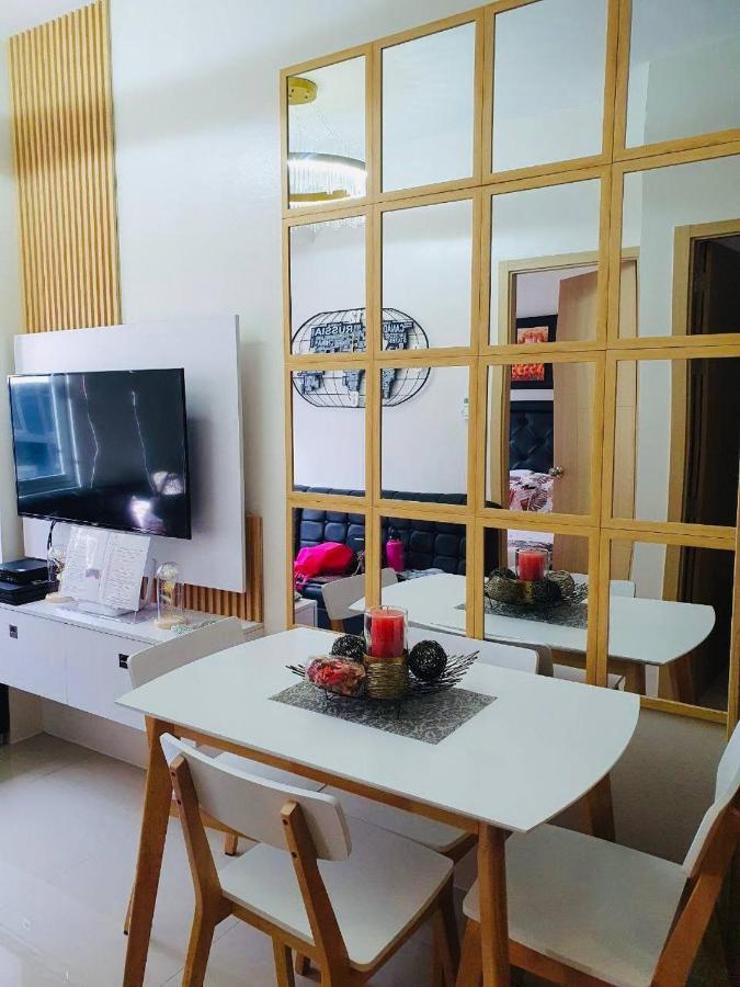 2 Bedroom Condo Vine Residences Quezon City With Pool Wifi Karaoke Board Games Netflix Екстер'єр фото